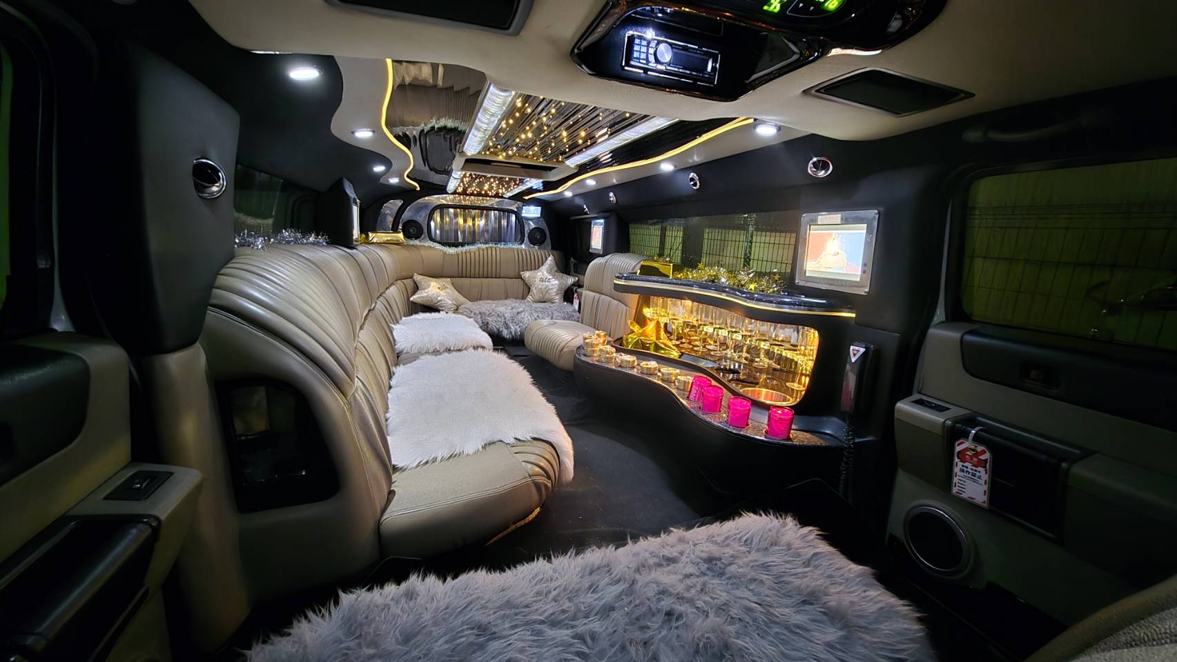 リムジン内装
